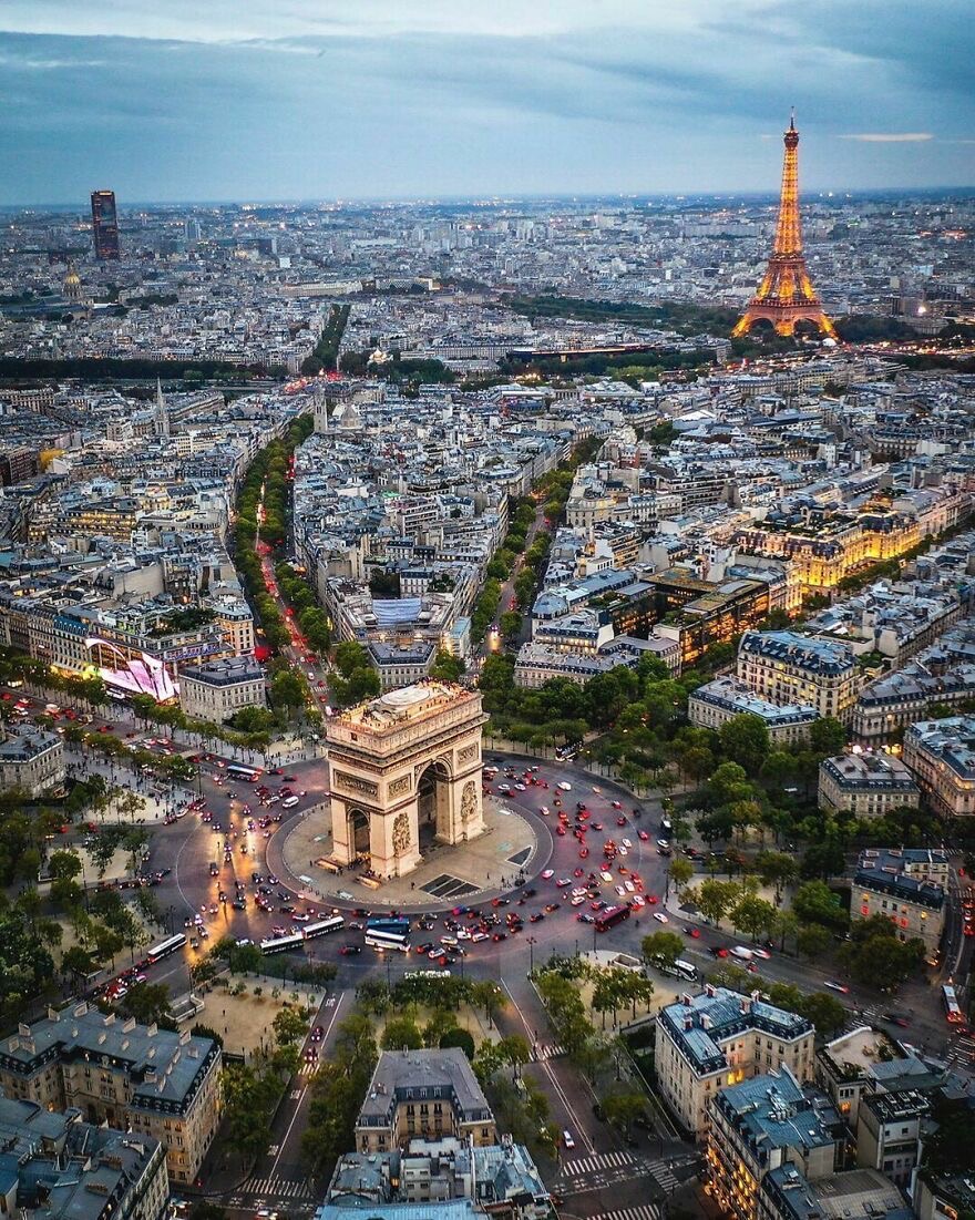 Champs-Élysées & Arc de Triomphe