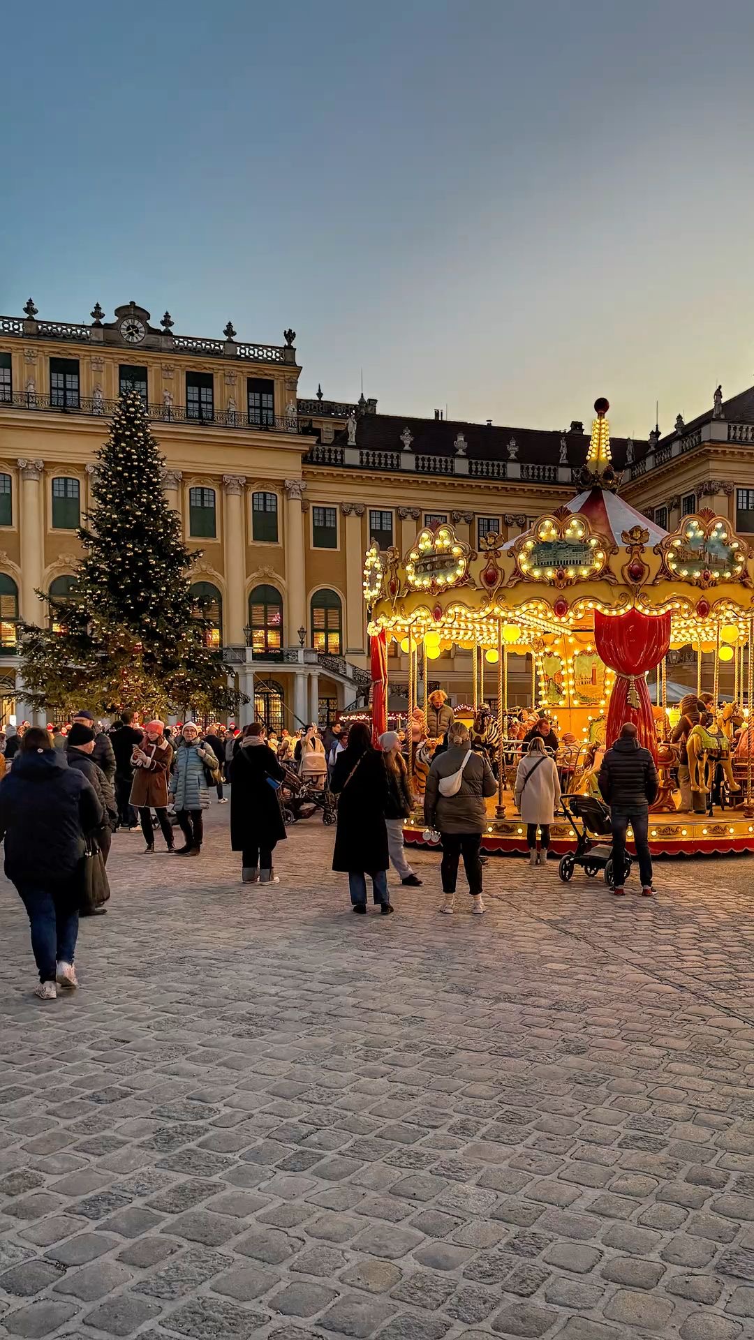 Schönbrunn Palace Christmas Market