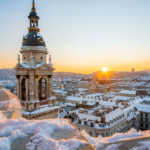 1213099470083202.3EHkFdYF9LOofvvrGYL0 height640 Budapest’s Seasonal Changes