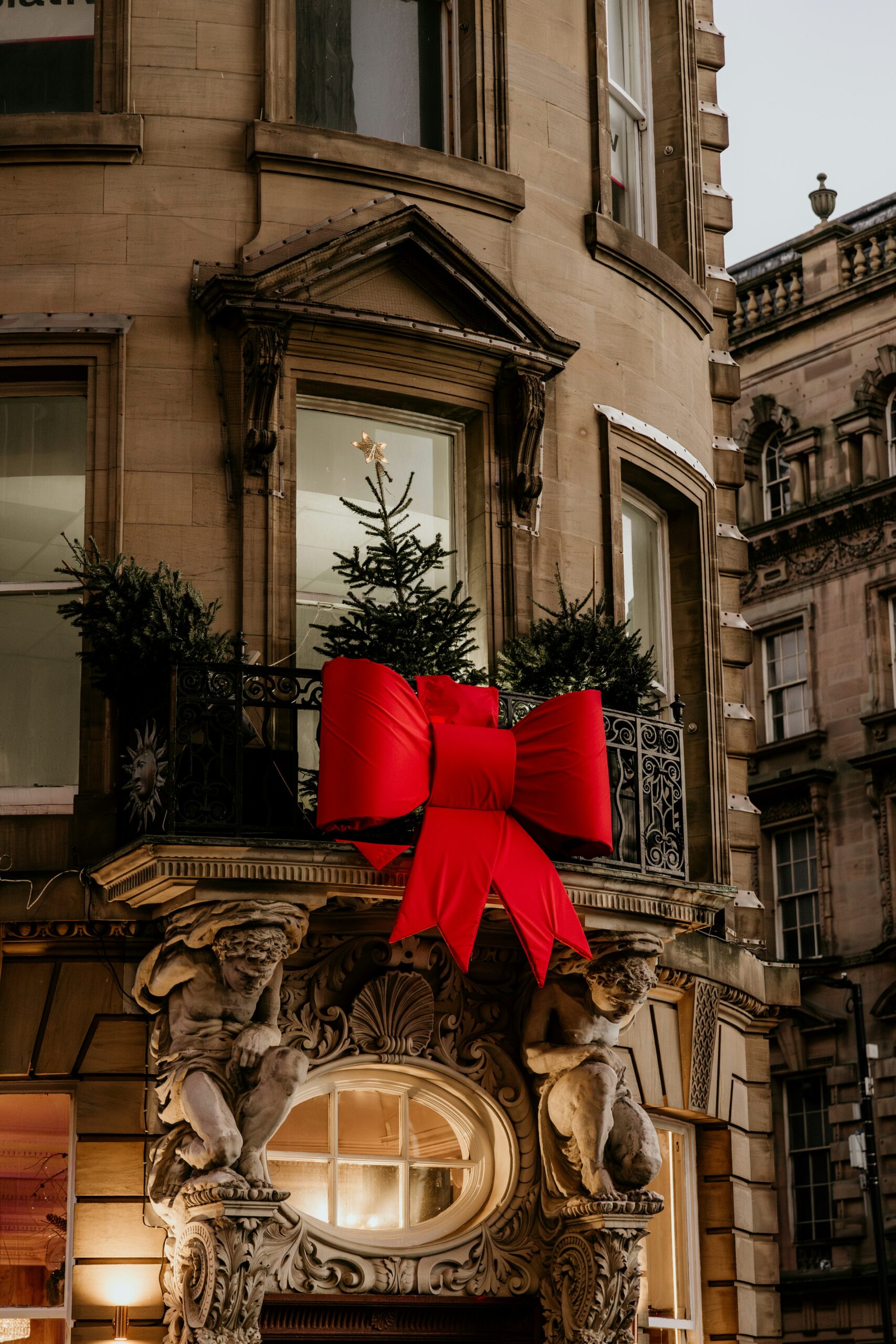 December scaled What to Do in Paris in May