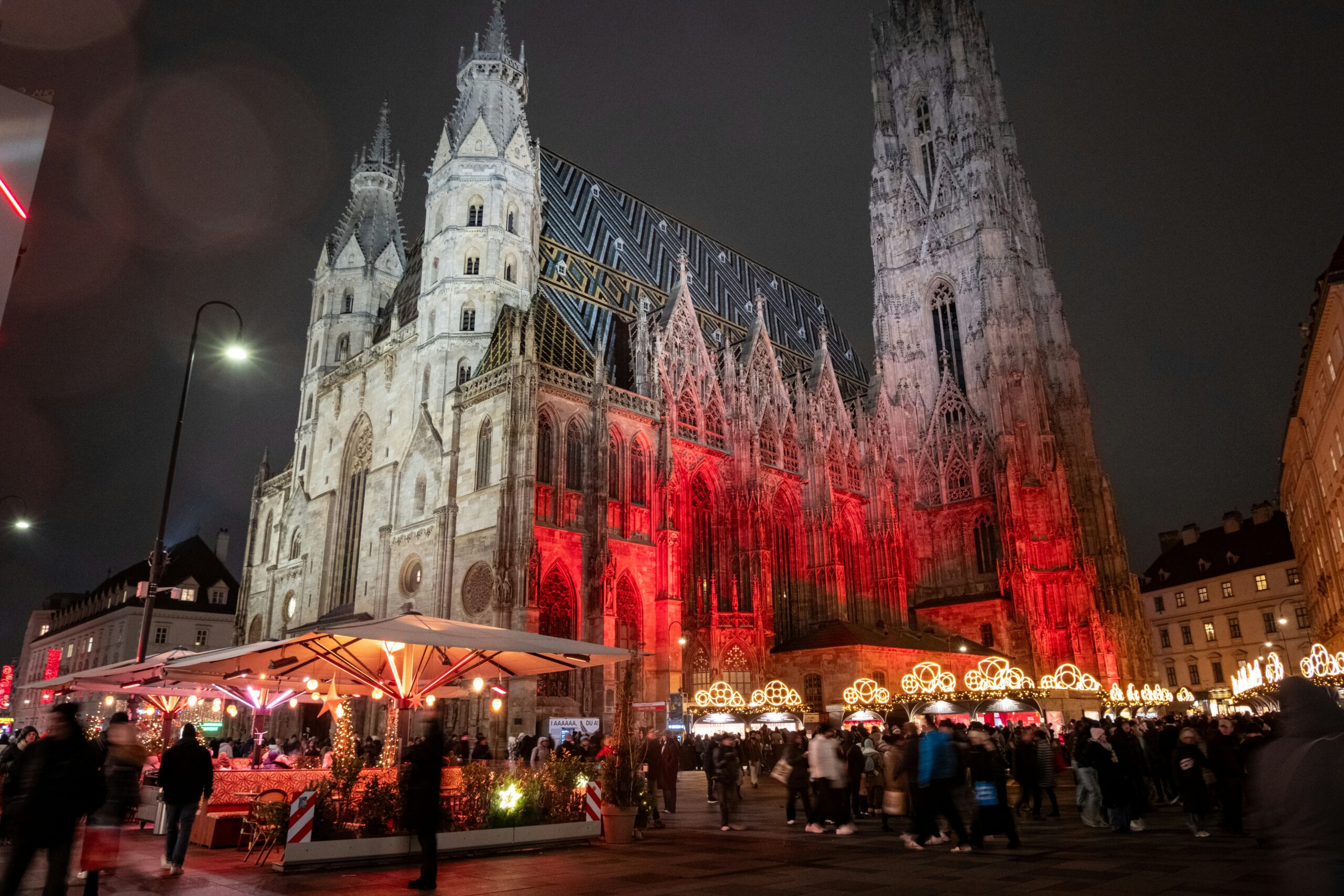Belvedere Palace Christmas Market 4 Stephansplatz Christmas Market scaled Belvedere Palace Christmas Market