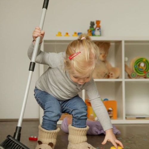 Spring_Cleaning with Kids